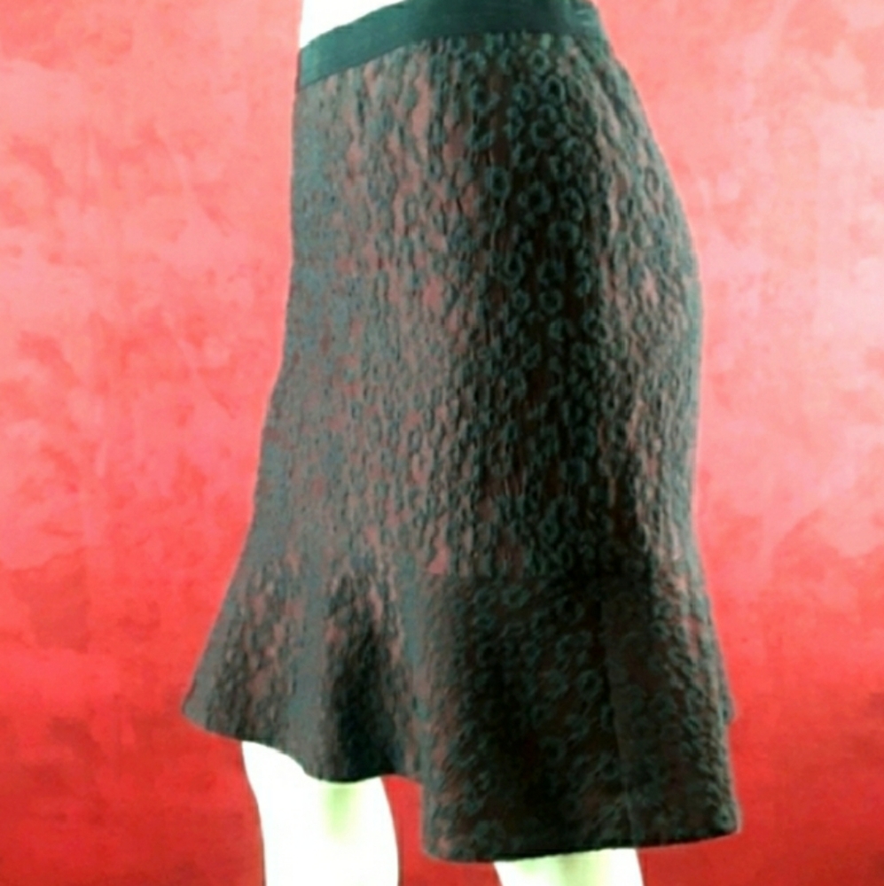 Ann Taylor burgundy cheetah mermaid ruffle skirt